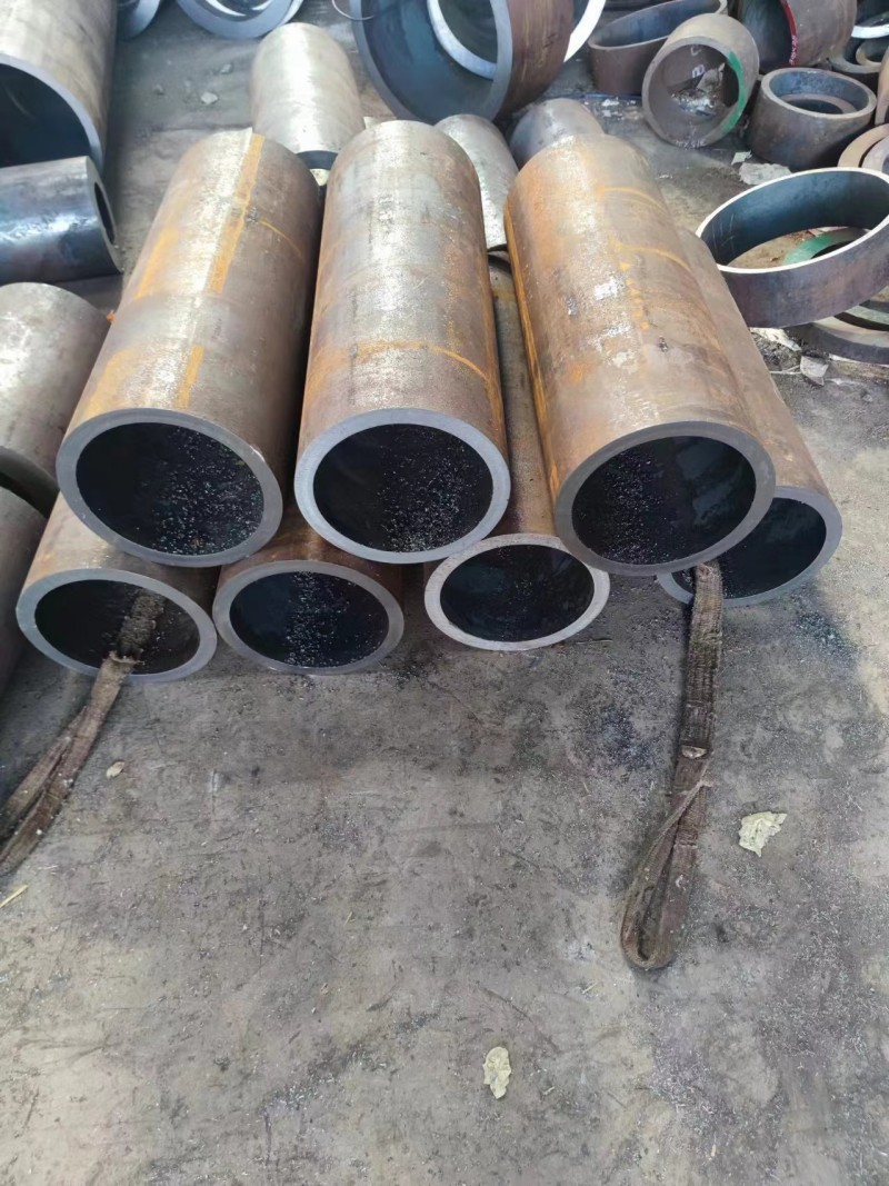 漠河漠河漠河12Cr1MovG无缝钢管切割